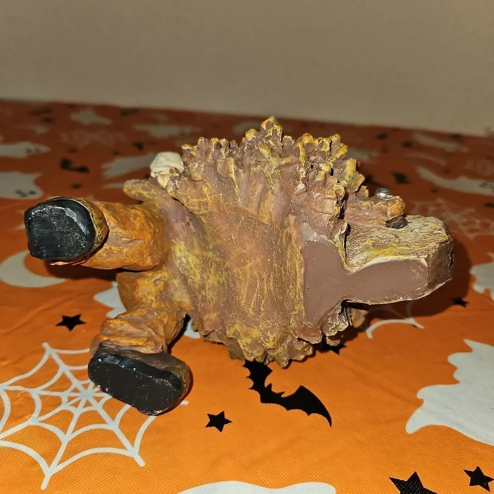 Harvest Time Scarecrow Figurines